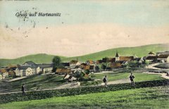 dobová pohlednice města s kostelem