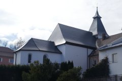 pohled zezadu zleva