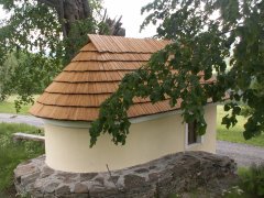 pohled zezadu zleva