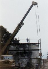 oprava kostela - demontáž zničené střechy
