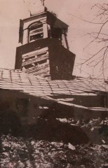 střecha a sanktusník po požáru