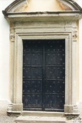 vchod do kostela