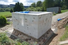 pohled zezadu zprava