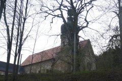 pohled zezadu zprava