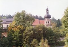 oprava střechy kláštera