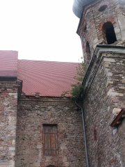pohled na zadní část zprava