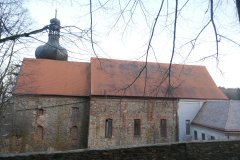 pohled zleva