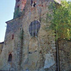 detail zadní části kostela