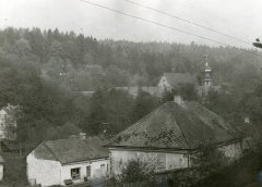 starší foto kostela - věž po opravě