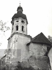 starší foto kostela - pohled zezadu zprava