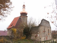 pohled zepředu zleva - nová střecha věže
