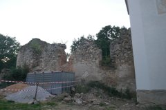 pohled zprava