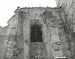 severní strana presbytáře