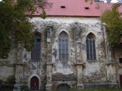pohled zprava