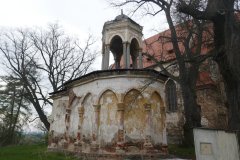 pohled zezadu zprava