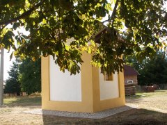 pohled zezadu zleva