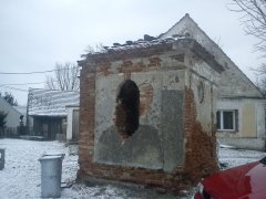 pohled zezadu zprava