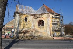 pohled zprava