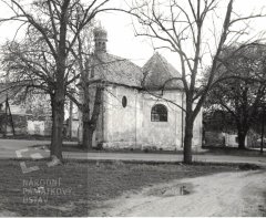 starší foto kostela 