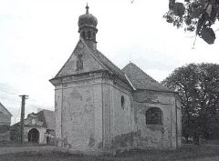 starší foto kostela - pohled zezadu