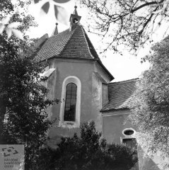 starší foto kostela