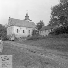 starší foto kostela