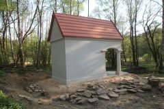pohled zezadu zleva