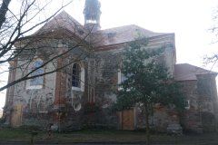pohled zleva