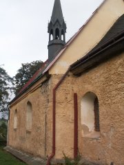 pohled na pravou stěnu zezadu