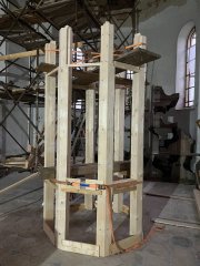 sestavování nového sanktusníku