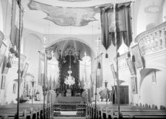 starší foto interiéru kostela - zadní část, foto E. Glocker