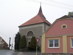 pohled zepředu zprava