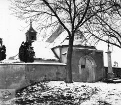 starší foto kostela