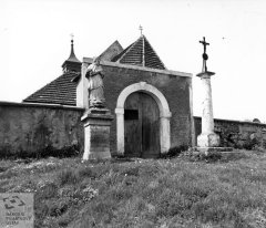 starší foto kostela