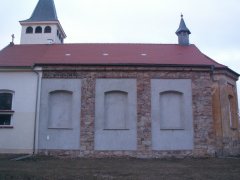 pohled zprava
