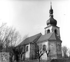 starší foto kostela