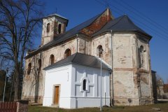 pohled zezadu zprava