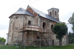 pohled zezadu zleva