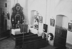 starší foto interiéru kostela - pravá strana lodi