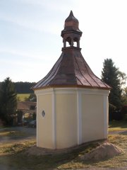 pohled zezadu zprava