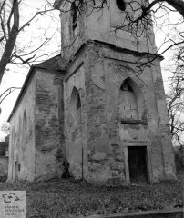 starší foto kostela