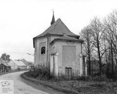 starší foto kostela