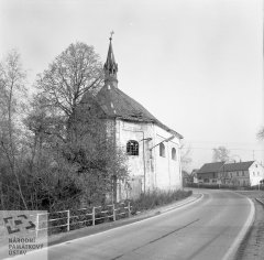 starší foto kostela