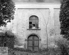 vchod do kaple