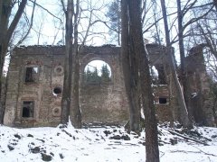 pohled zleva