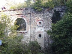 pohled zprava