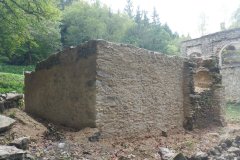 pohled zezadu zleva