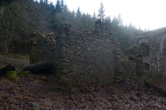 pohled zezadu zleva