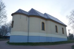 pohled zezadu zleva