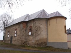 pohled zezadu zprava